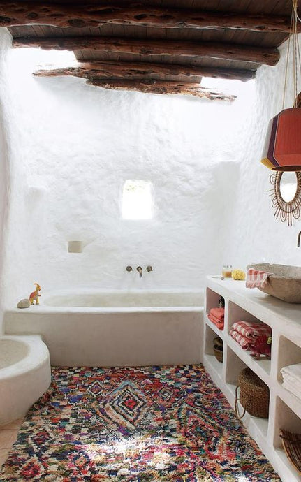 Choosing the perfect Moroccan rug for your Bathroom