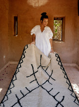 Load image into Gallery viewer, Safiya Rug 3